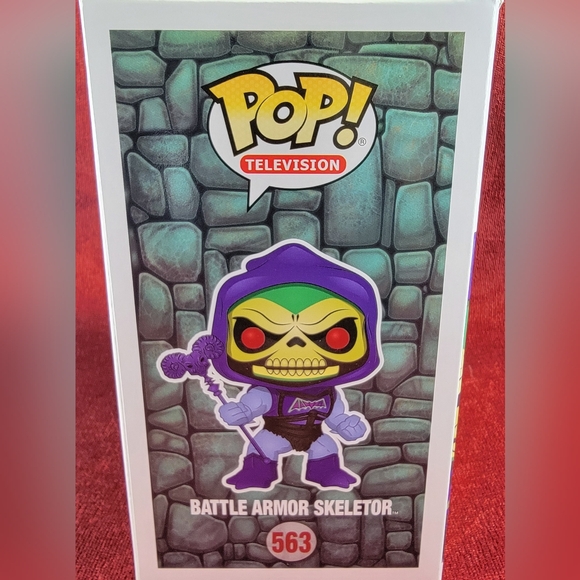 Battle armor skeletor gemini exclusive funko  # 563 (nib) With pop protector - Picture 6 of 7